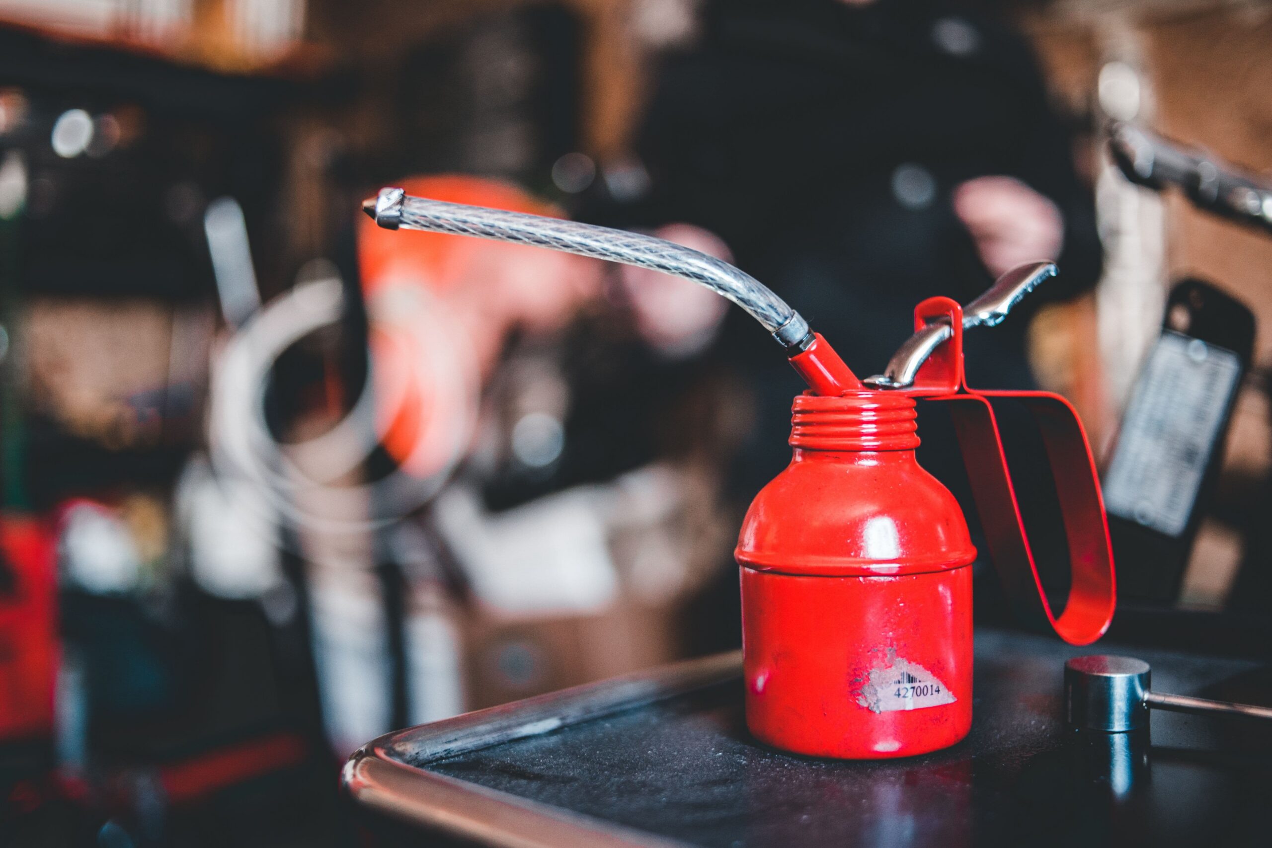 Preparación de mezcla de gasolina para motosierra